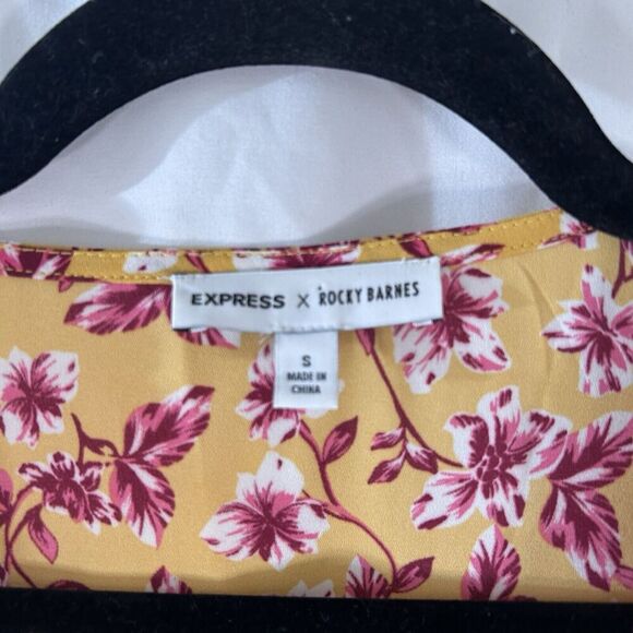 Express Rocky Barnes Romper Women's Small Yellow Purple Floral Vneck Long Sleeve - Picture 5 of 8